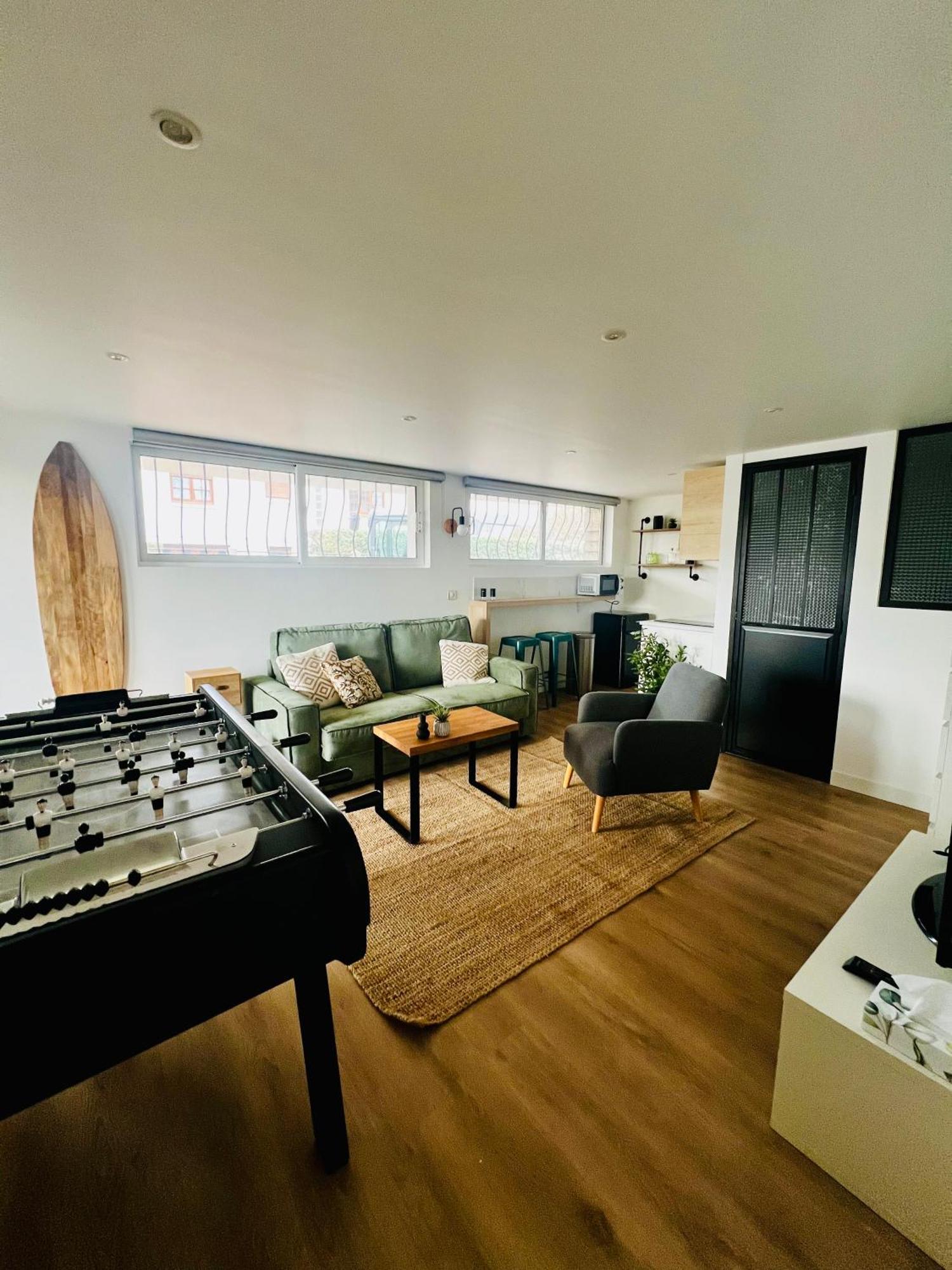 Superbe Studio Neuf - 20 Min Versailles Les Clayes-Sous-Bois Exterior foto